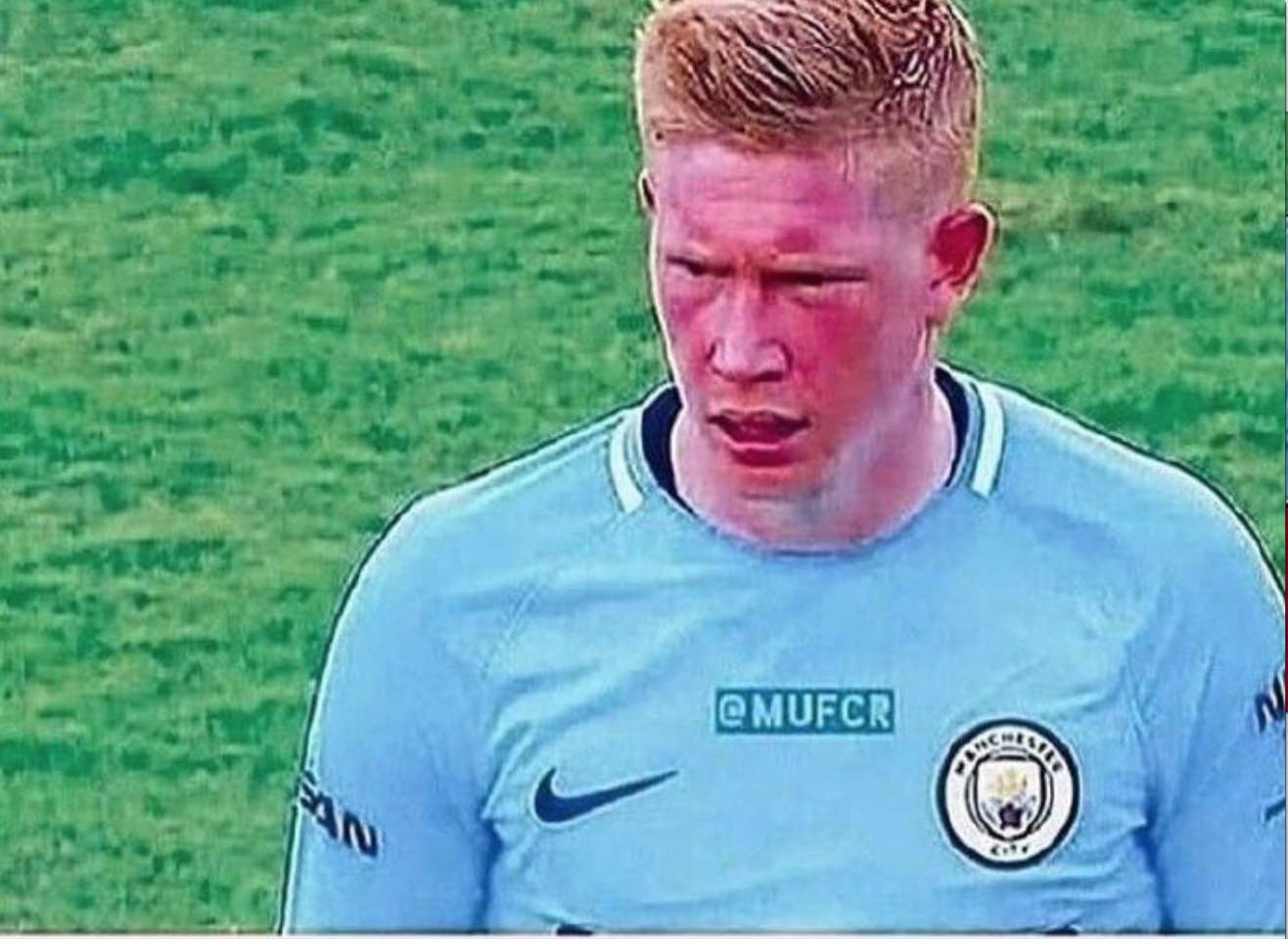 第二次“出差”，泰州的苏超冠军奖杯亮相成都幸福城市非遗展