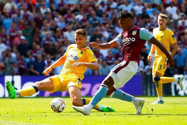 FIFA发布的世界杯赛程以美东时间计算，比北京时间慢12小时