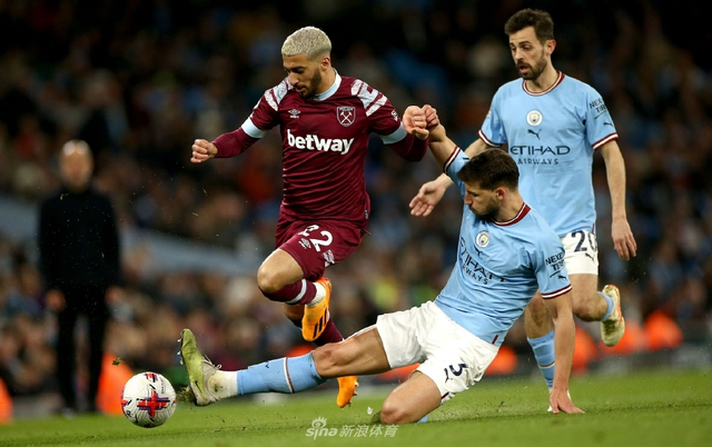 记者：罗马评估迪巴拉续约，任何报价都会远低于现有800万年薪